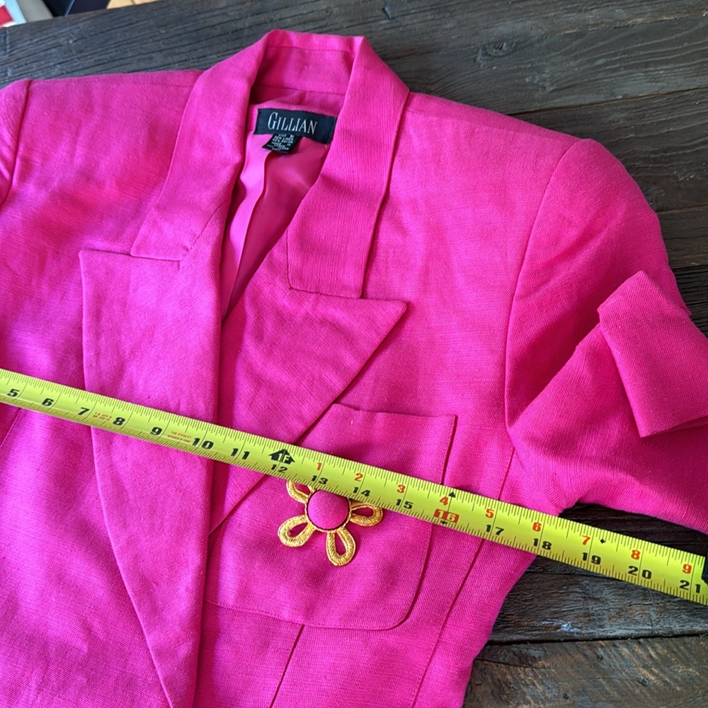 Vintage Gillian 80’s bright pink linen suit set w/original brooch EVC size 6 - Picture 9 of 15